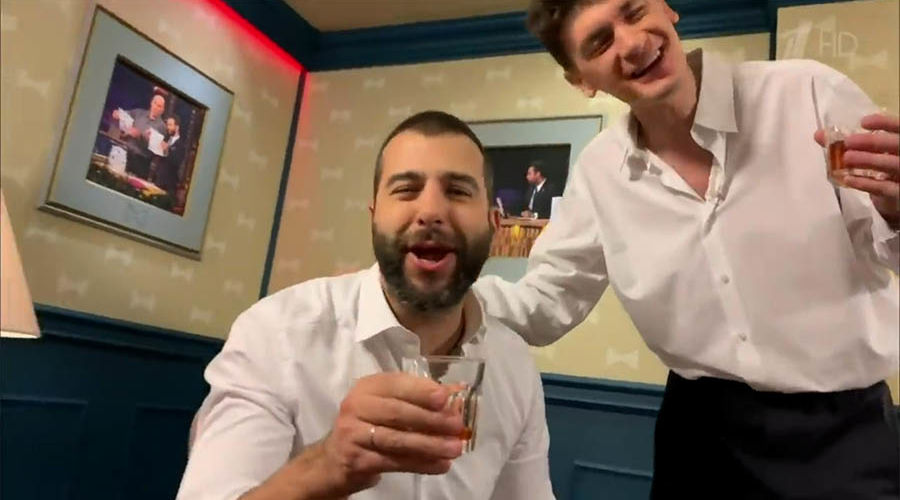  © Кадр из видео youtube-канала «Вечерний Ургант»