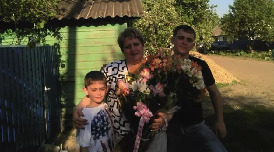 Елена с сыновьями &copy;&nbsp;Фото из семейного архива Елены Евсигнеевой