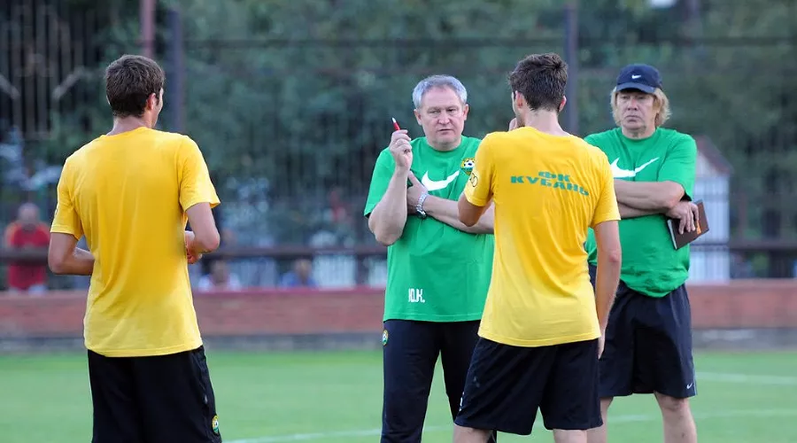 Двусторонка "Кубани" с новым главным тренером Юрием Красножаном &copy;&nbsp;Елена Синеок, ЮГА.ру