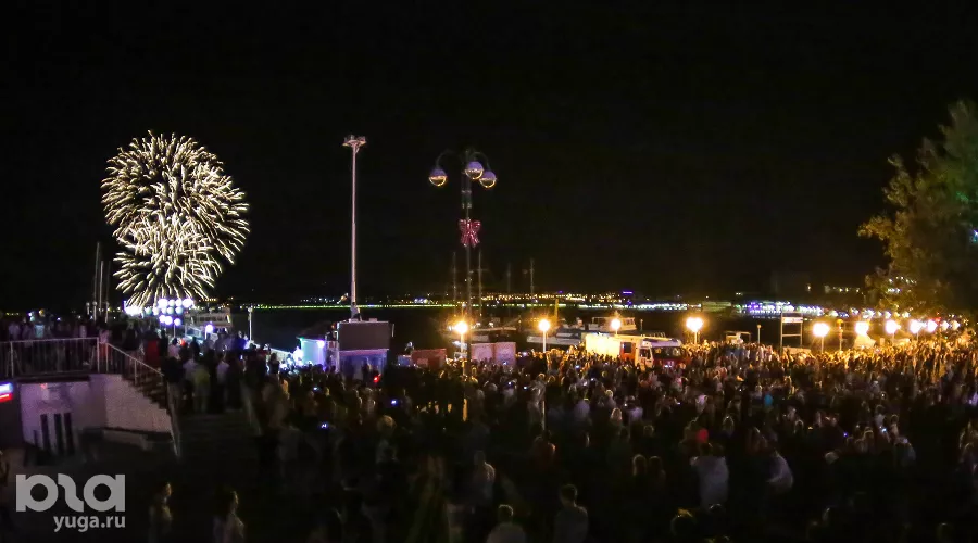 39-ый карнавал в Геленджике &copy;&nbsp;Нелли Плис, ЮГА.ру