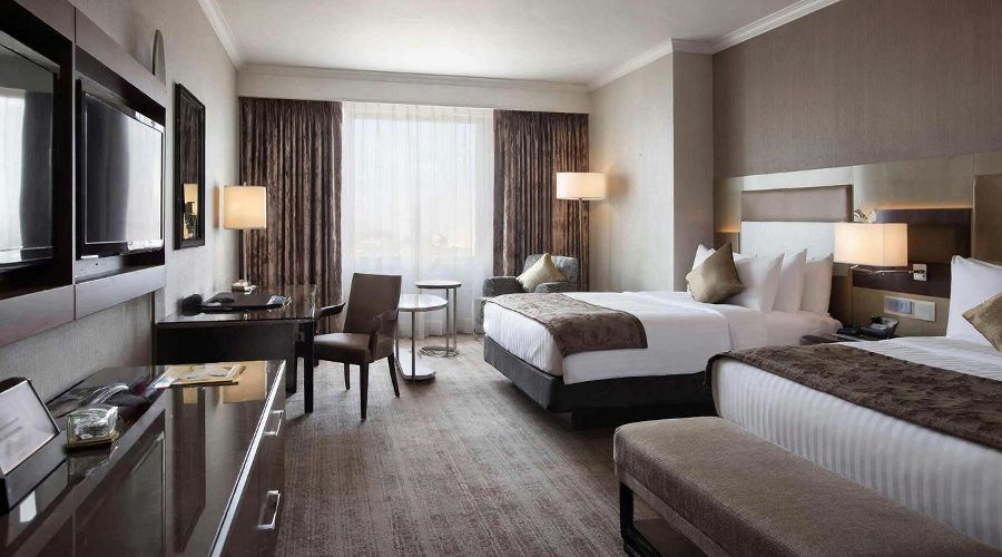 гостиница &copy;&nbsp;Изображение сгенерировано нейросетью Gigachat