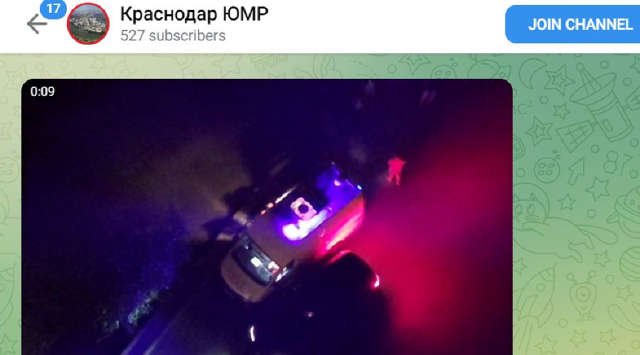 Скорая на месте стрельбы 2 июля © Скриншот телеграм-канала «Краснодар ЮМР», t.me/KrasnodarUMR