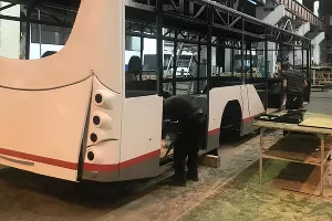 Сборка троллейбусов на заводе &copy;&nbsp;Фото пресс-службы администрации Краснодара