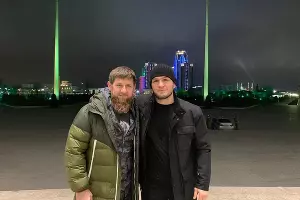 Рамзан Кадыров и Хабиб Нурмагомедов &copy;&nbsp;Фото со страницы Рамзана Кадырова в инстаграме, instagram.com/za_kadyrova_95eng