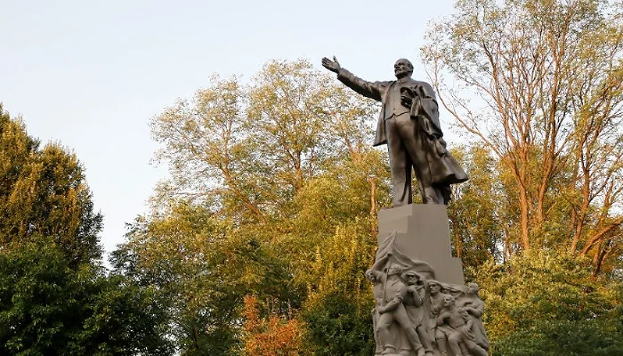 Памятник Ленину в Вишняковском сквере &copy;&nbsp;Фото пресс-службы администрации Краснодара