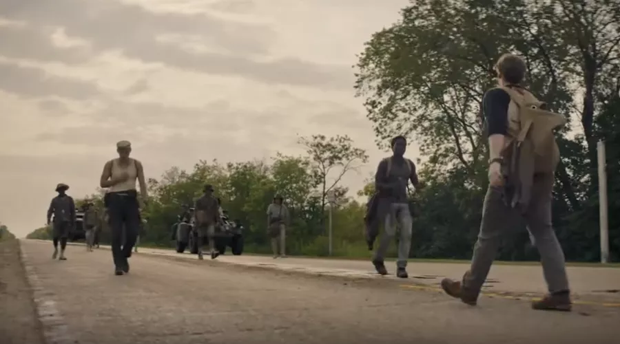 Кадр из трейлера к фильму «Долгая прогулка» &copy;&nbsp;Скриншот видео с Rutube-канала &laquo;Киношные обзоры и трейлеры&raquo;