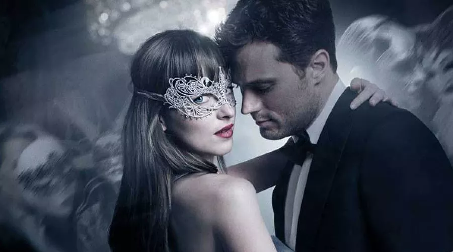  &copy;&nbsp;Постер к фильму &laquo;На 50 оттенков темнее&raquo; Фото с сайта kinopoisk.ru