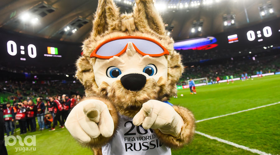 Официальный талисман Чемпионата мира по футболу 2018 года — волк Забивака © Фото Елены Синеок, Юга.ру