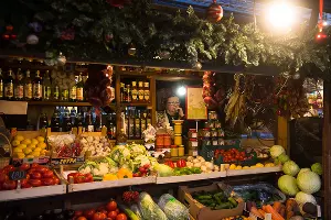 Новогодняя ярмарка в торговом квартале «Центр города» в Краснодаре &copy;&nbsp;Фото Елены Синеок, Юга.ру