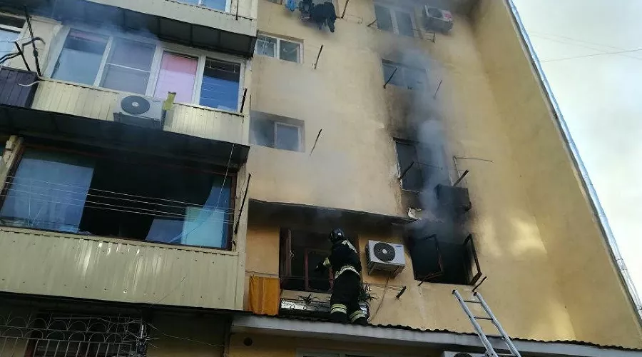 Пожар в общежитии в Сочи &copy;&nbsp;Фото пресс-службы ГУ МЧС по Краснодарскому краю