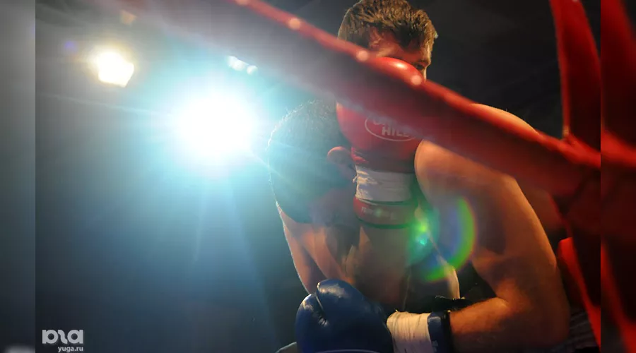 Бой за титул чемпиона мира по кикбоксингу К-1 &copy;&nbsp;Елена Синеок. ЮГА.ру