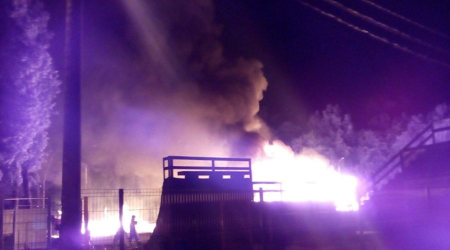 Пожар в скейт-парке в Краснодаре &copy;&nbsp;Фото из группы &laquo;Жесть Краснодара&raquo; &laquo;ВКонтакте&raquo;, vk.com/ghestkrd