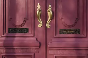 Двери после реставрации. Дом мещан Петренко в Краснодаре, улица Буденного, 157. &copy;&nbsp;Фото Елены Синеок, Юга.ру