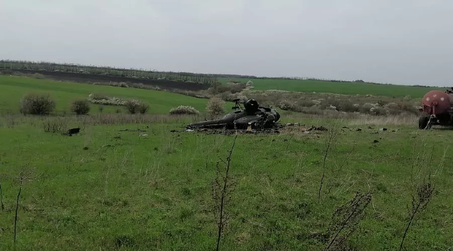 В Мостовском районе упал вертолет Ми-2 &copy;&nbsp;Фото пресс-службы Главного управления МЧС России по Краснодарскому краю