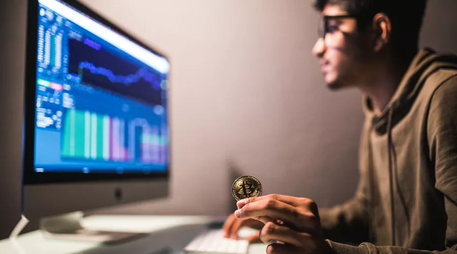 Майнинг &copy;&nbsp;Автор фото diana-grytsku, сайт freepik.com