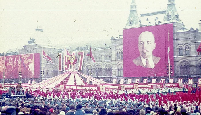 Празднование годовщины Октябрьской революции, Москва, 7 ноября 1977 года &copy;&nbsp;Фото Szilas, wikimedia.org (Public Domain)