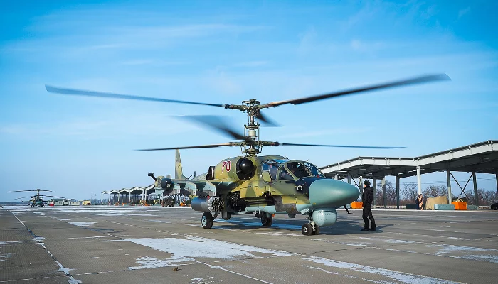 Вертолет Ка-52 «Аллигатор» на авиабазе в Кореновске &copy;&nbsp;Виталий Тимкив, Юга.ру