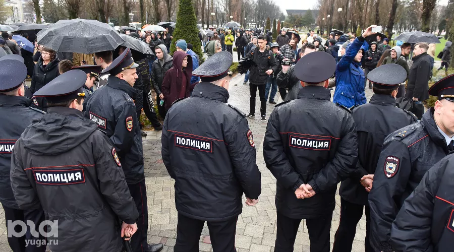 Акция сторонников Навального в Краснодаре, 26 марта 2017 года &copy;&nbsp;Фото Елены Синеок, Юга.ру