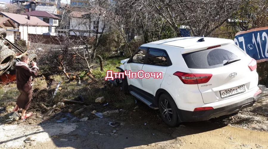 &copy;&nbsp;Фото из группы &laquo;ДТП и ЧП | Сочи&raquo;, vk.com/dtpsochi