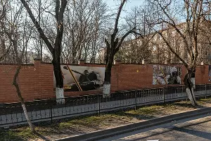 Хирургический корпус госпиталя на Дачной, 10  &copy;&nbsp;Скриншот yandex.ru/maps 2021 года