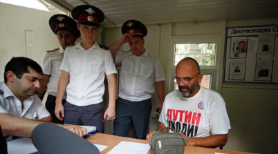 Задержание оппозиционеров в День России &copy;&nbsp;Влад Александров. ЮГА.ру