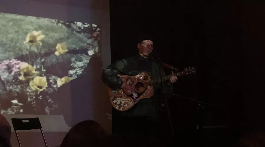 Выступление «фрэнк?» в Краснодаре в центре «Люди-игры», 2022 &copy;&nbsp;Фото Григория Андреади