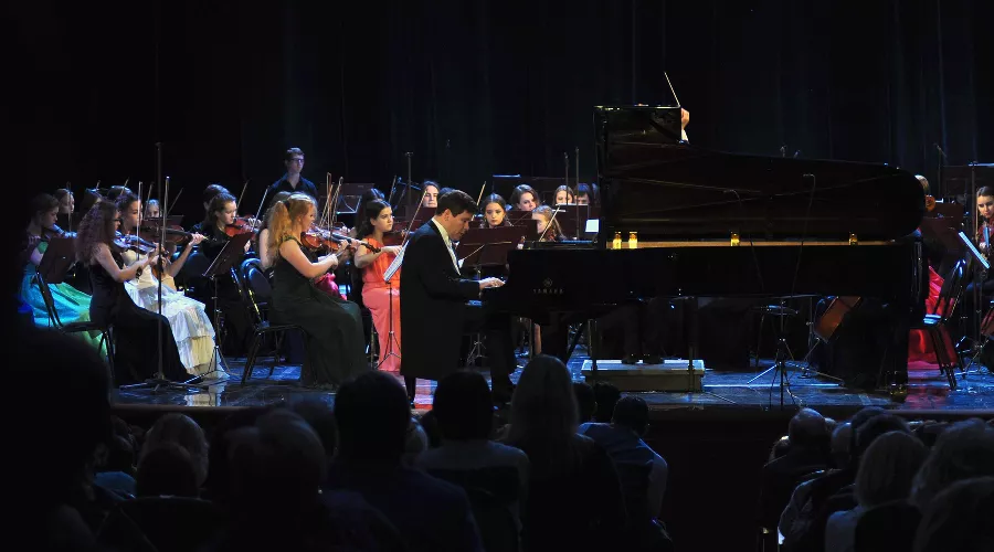 Денис Мацуев &copy;&nbsp;Фото пользователя Frolzart с сайта commons.wikimedia.org по лицензии CCA-4.0