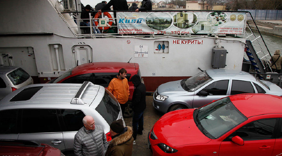 Паромная переправа между Кубанью и Крымом © Влад Александров, ЮГА.ру