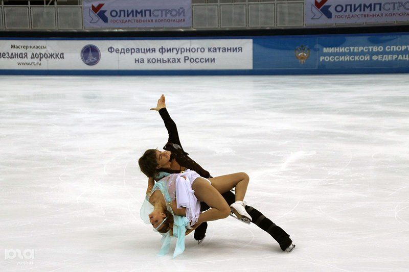 https://www.yuga.ru/media/b7/6d/figure_skating_b(31)__i7tw8ur.jpg