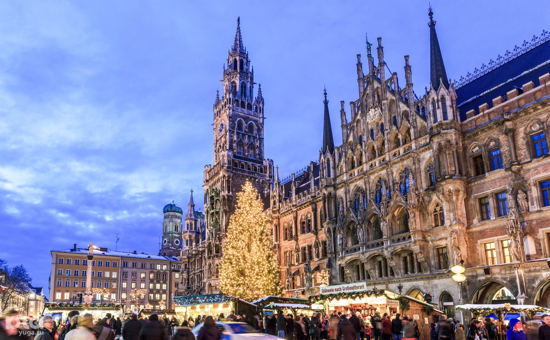 Рождественская ярмарка на площади Мариенплац в Мюнхене © Фото с сайта commons.wikimedia.org