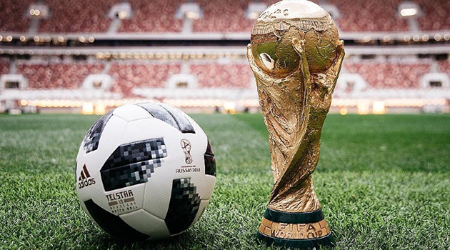 Telstar 18 – официальный мяч Чемпионата мира по футболу FIFA 2018 © Фото adidas Football