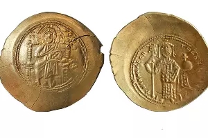 Гистаменон Никифора III Вотаниата (1078‒1081) &copy;&nbsp;Фото пресс-службы института археологии РАН