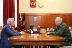 Владимир Васильев и  Александр Бастрыкин &copy;&nbsp;Фото с сайта president.e-dag.ru