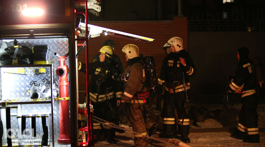 Пожар в самострое на улице Прокофьева в Краснодаре © Фото Виталия Тимкива, Юга.ру