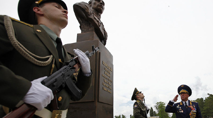 квваул открытие памятников. памятник александру покрышкину в краснодаре. краснодар ул александра покрышкина. памятник покрышкина в краснодаре. памятник александру покрышкину в краснодаре.