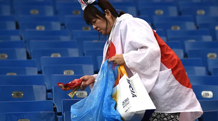 Японские болельщики  &copy;&nbsp;Фото со страницы twitter.com/fifaworldcup_ru