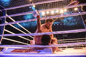 Четвертый этап серии турниров ММА Tech-KREP FC: Prime Selection 2015 в Краснодаре &copy;&nbsp;Елена Синеок, ЮГА.ру