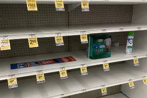 Пустые полки в продуктовом магазине Safeway в Калифорнии &copy;&nbsp;Фото Светланы Карслиоглу