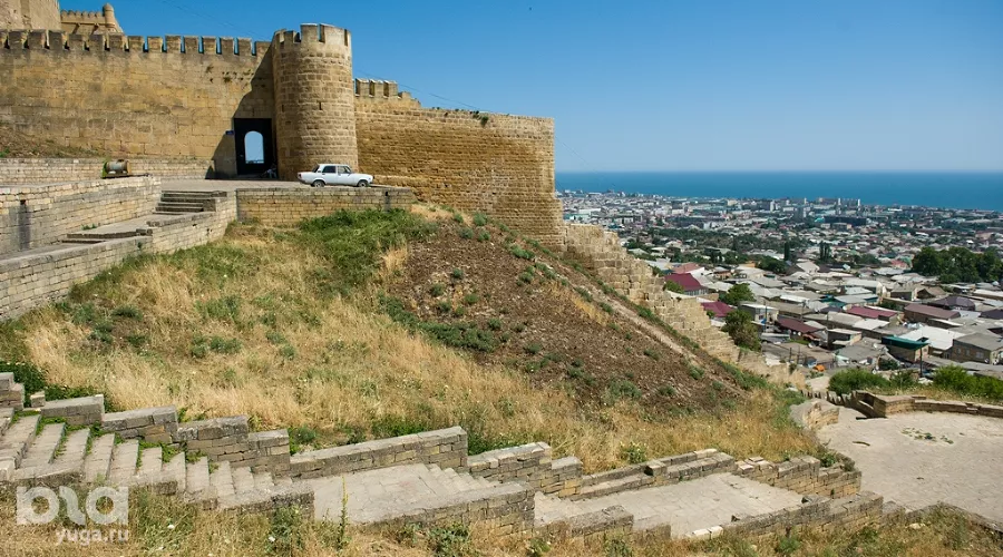 Крепость Нарын-кала в дагестанском Дербенте © Нина Зотина, ЮГА.ру