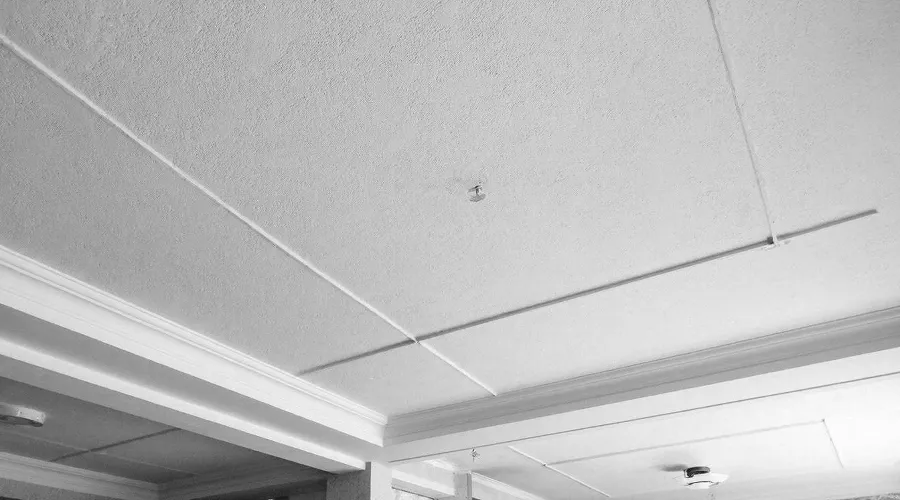 потолок &copy;&nbsp;Изображение сгенерировано нейросетью Gigachat