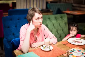 Дарья Куматренко с дочерью Алисой &copy;&nbsp;Фото Елены Синеок, Юга.ру