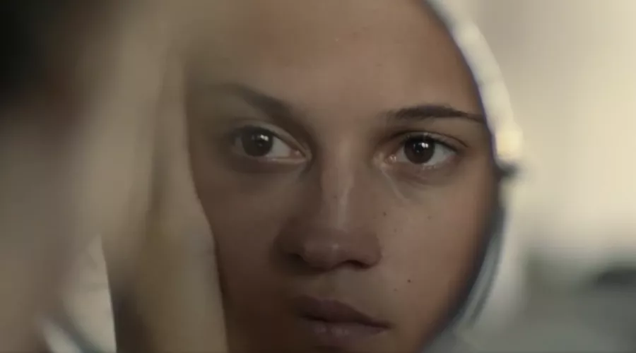 Кадр из трейлера к фильму «Отель» &copy;&nbsp;Скриншот из видео с сайта www.kinopoisk.ru