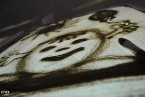 Песочная арт-терапия для детей-аутистов &copy;&nbsp;Елена Синеок. ЮГА.ру