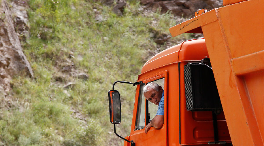  &copy;&nbsp;Влад Александров, ЮГА.ру