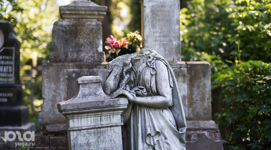 Всесвятское кладбище &copy;&nbsp;Фото Елены Синеок, Юга.ру