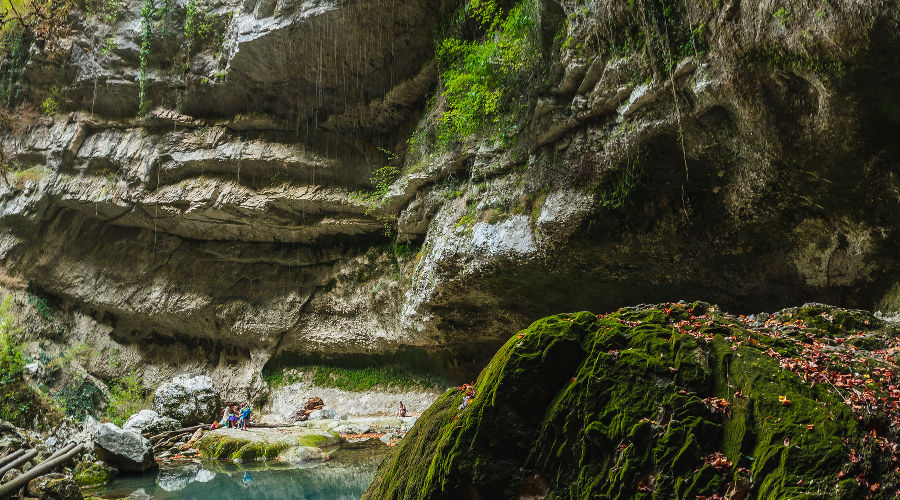 Водопад Пасть Дракона © Фото Ильи Бунина на сайте wikimedia.org
