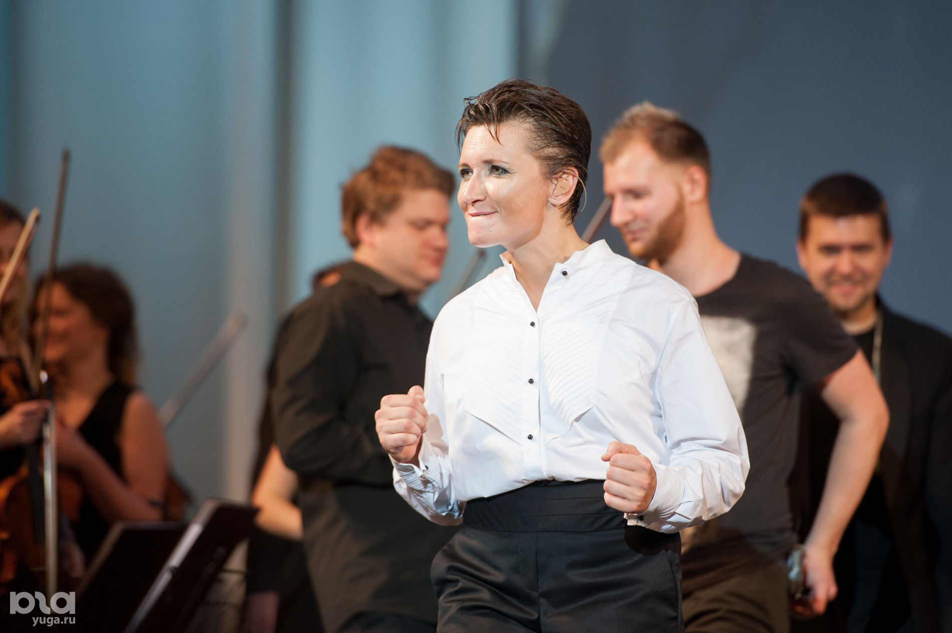 Совместный концерт. Совместные выступления. Концерт камерного оркестра la primavera. Барнаульская группа поет в фараоне. Атаманцева аделина.