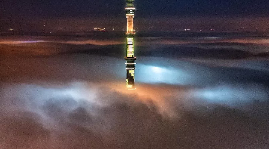 Туман в Москве &copy;&nbsp;Фото из инстаграма mazaev.pro, instagram.com/mazaev.pro
