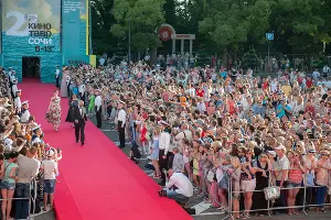 Открытие XXVII кинофестиваля "Кинотавр" в Сочи &copy;&nbsp;Фото Нины Зотиной, Юга.ру