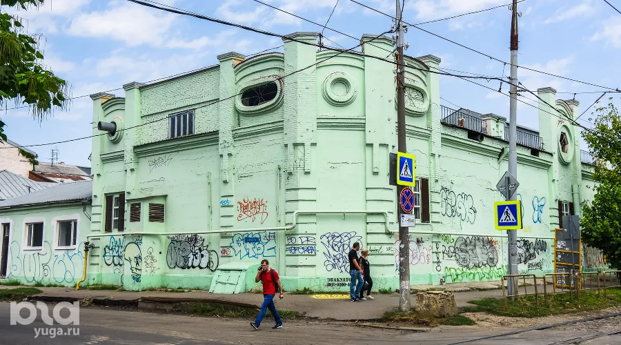 Историческое здание хлебопекарни &copy;&nbsp;Фото Елены Синеок, Юга.ру